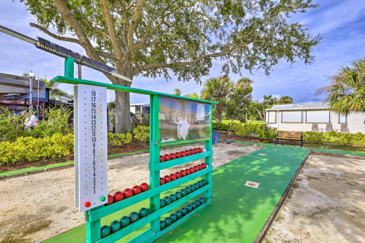 The Shell House In Titusville Pool, Golf Access Екстериор снимка